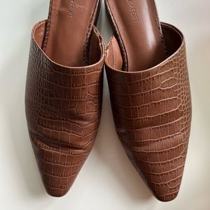 Oak + Fort mules size 7W